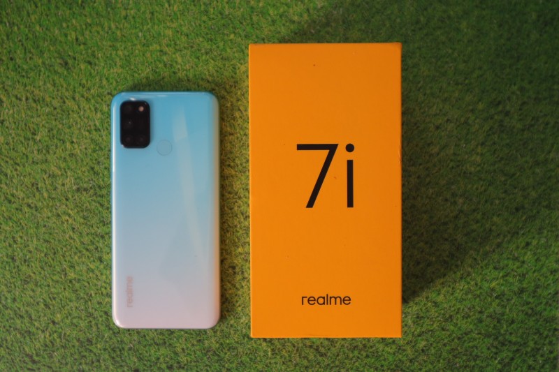 desain realme 7i