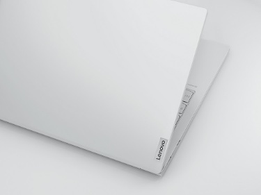 Yoga Slim 7i Carbon
